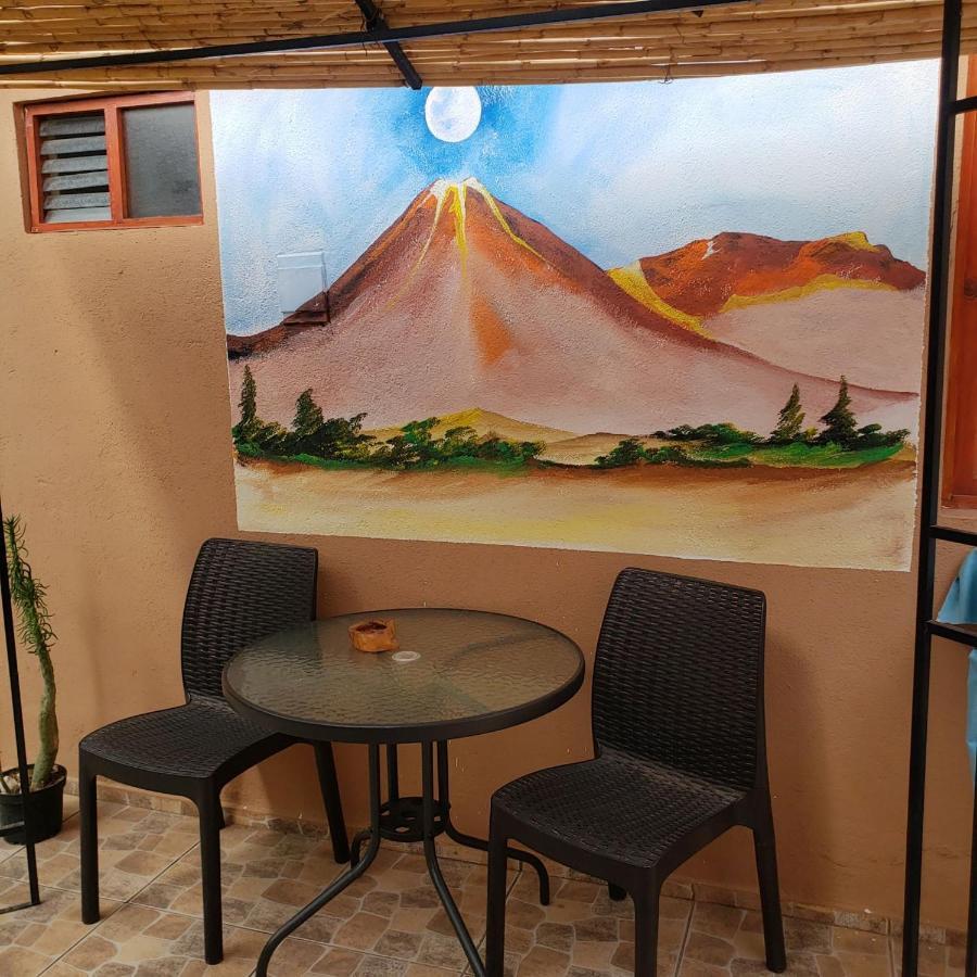 סן פדרו דה אטקאמה Hostal Illari מראה חיצוני תמונה